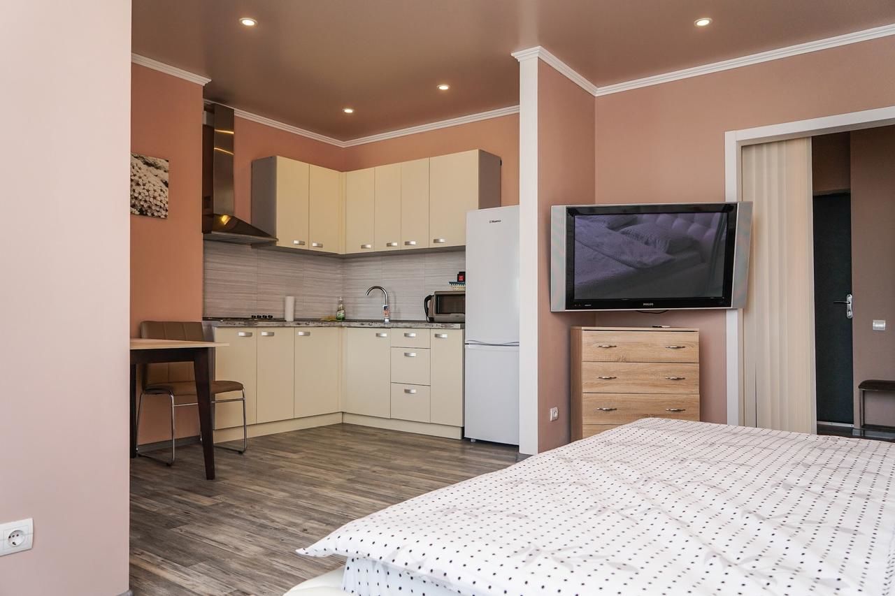 Апартаменты Cozy apartment in a new building close to the downtown Киев