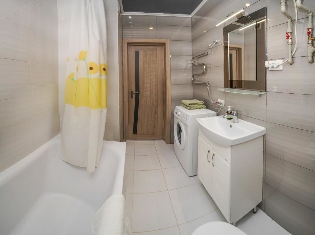 Апартаменты Cozy apartment in a new building close to the downtown Киев