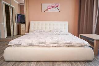 Апартаменты Cozy apartment in a new building close to the downtown Киев Улучшенные апартаменты-32