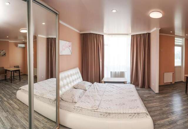 Апартаменты Cozy apartment in a new building close to the downtown Киев-38